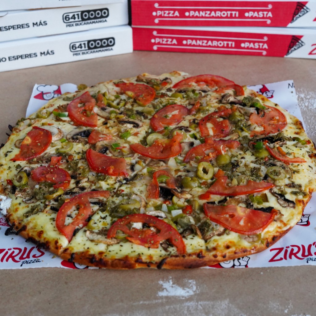 Pizza especial Vegetariana - Ziru's Pizza & Panzarotti